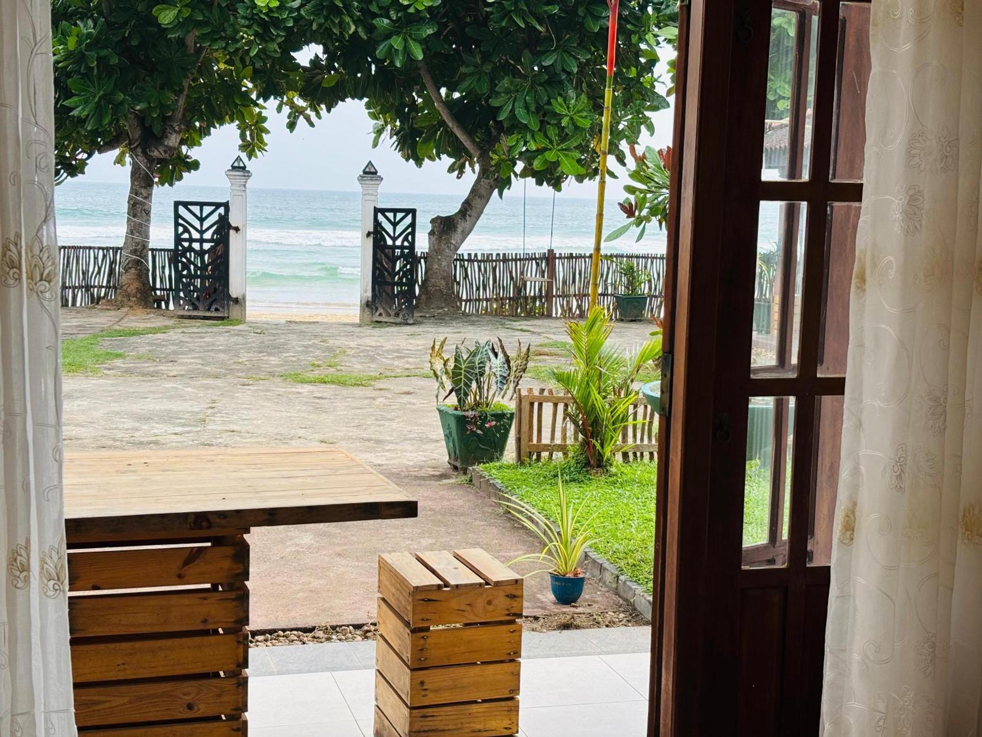 Balance Beach Resort Dickwella Quarto foto